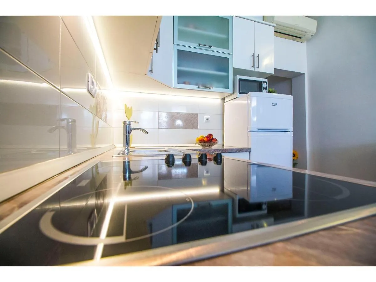 Cozy And Nice Apartment Split