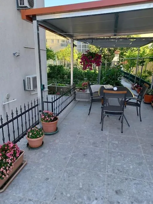 Cozy And Nice Apartment Split